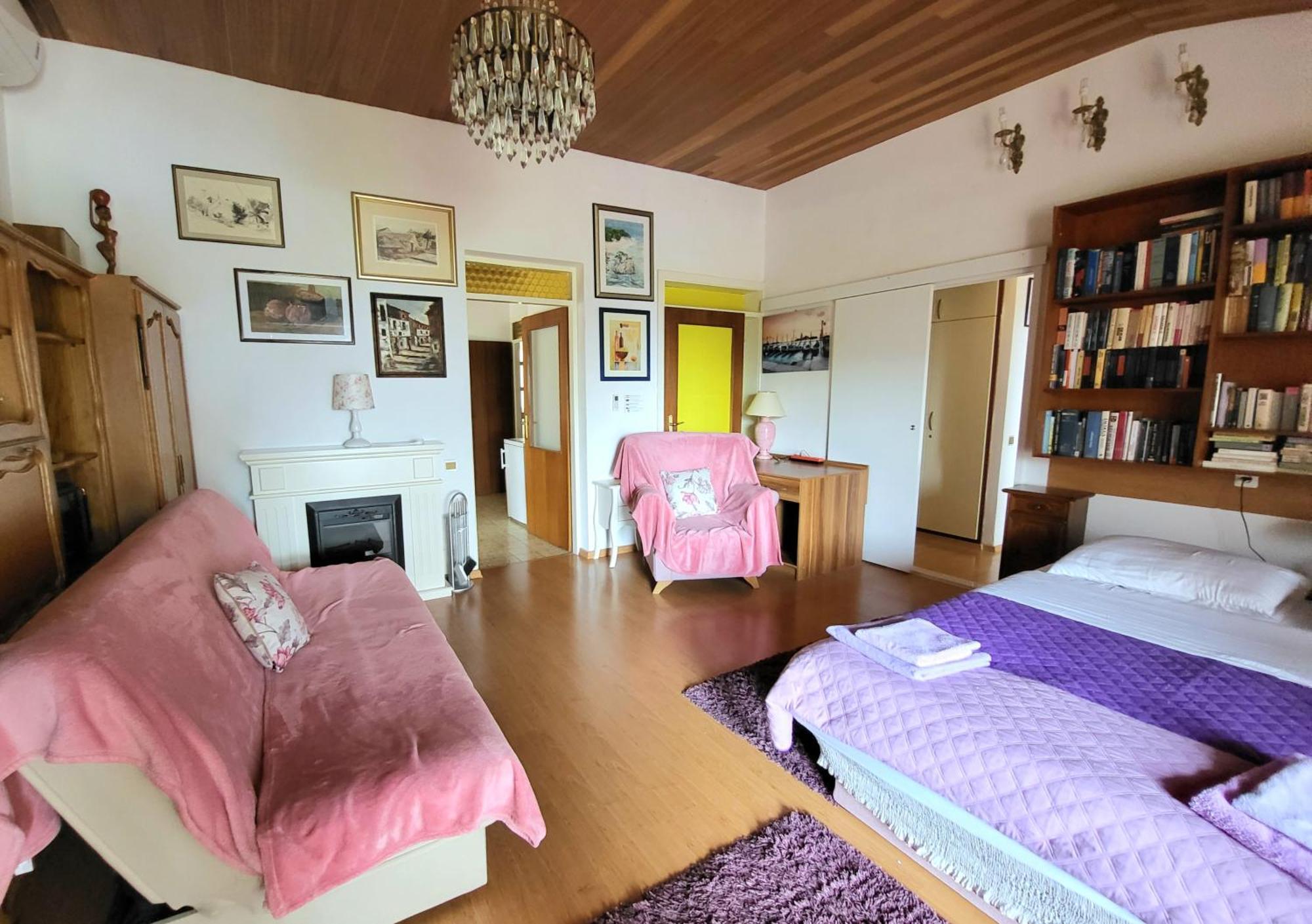 Villa Brela Bilik gambar